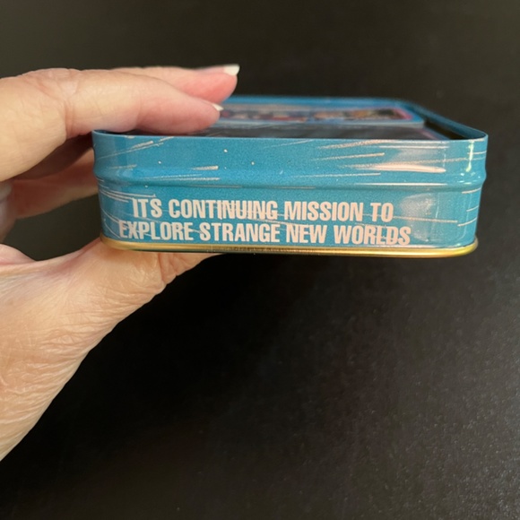 Star Trek: The Next Generation Double Deck Playing Card Set in Tin & Orig. Box - Picture 10 of 16